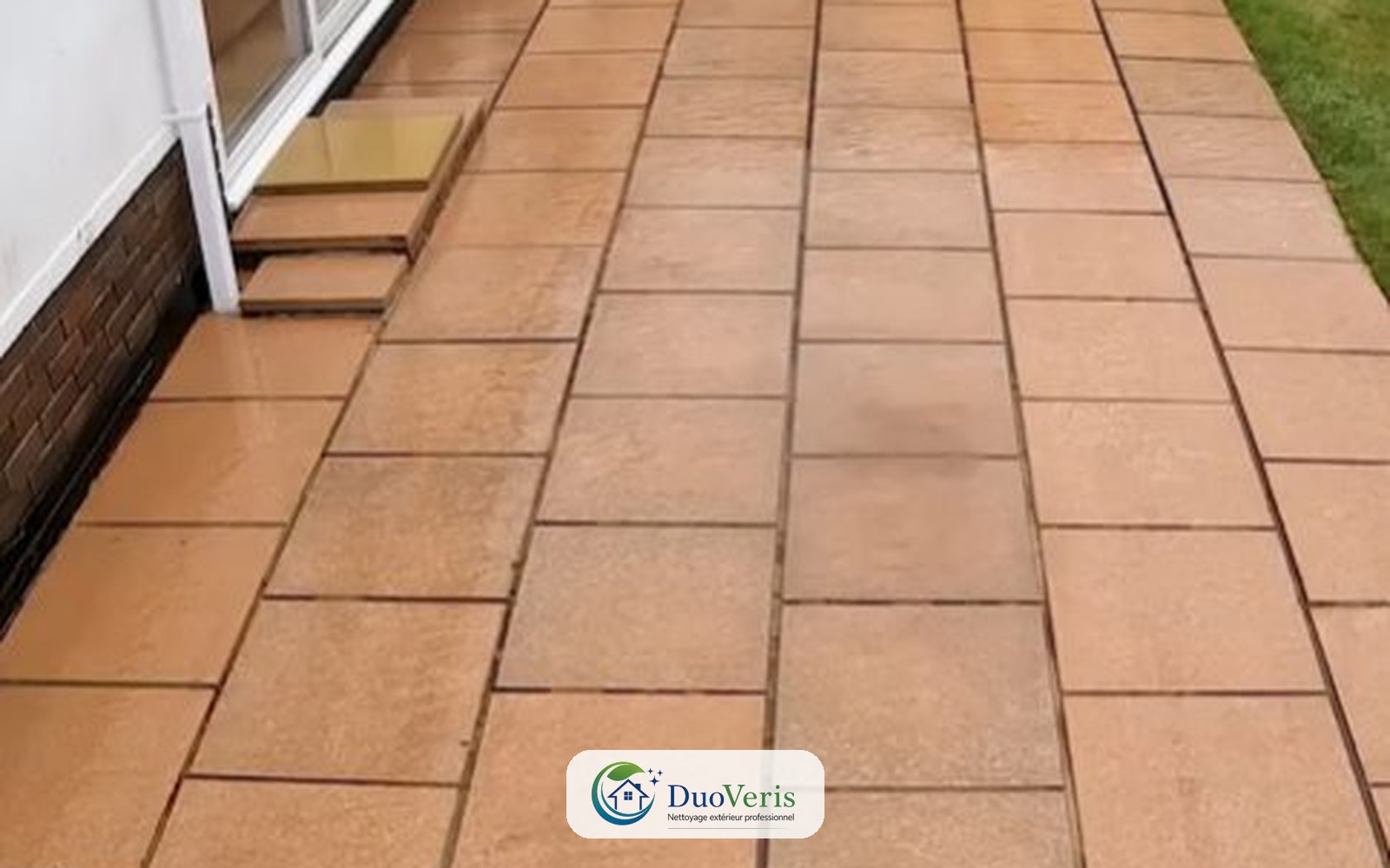 Terrasse dallée après nettoyage DuoVeris